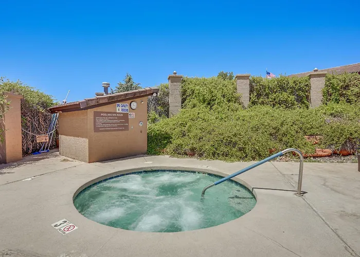 On Golf Course W/ Pool Access! *